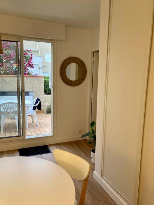 Le Grand Large 3 Pieces En Rez De Jardin, Avec Terrasse Et Acces Direct A La Plage A Pied Le Barcarès エクステリア 写真